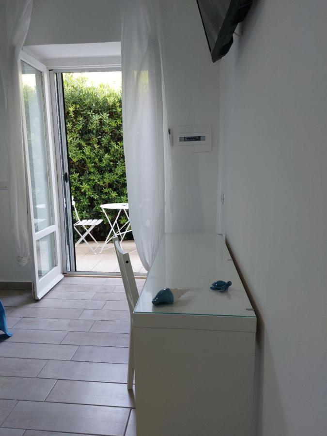 B&B Il Gabbiano Cittadella del Capo Exterior photo